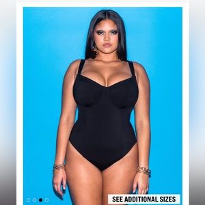 TA3 Shaping Swimsuit Sz L NWT!